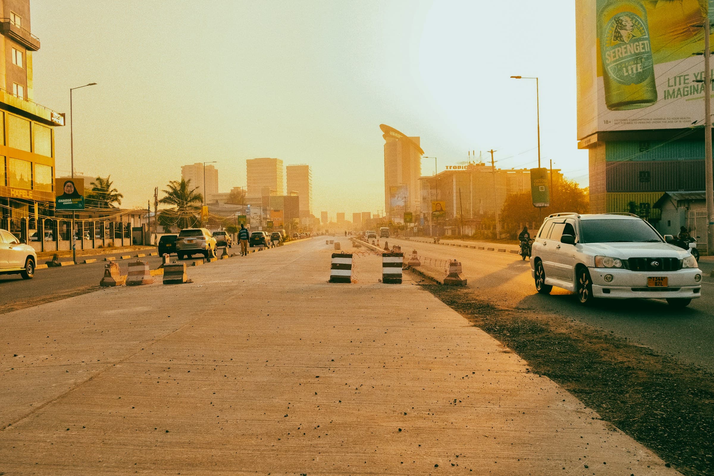 Avenue d’Akanda, quartier de Libreville